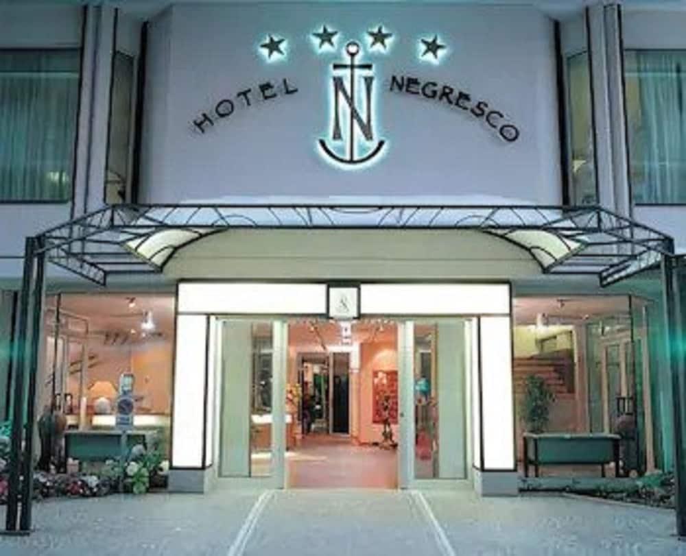 Hotel Negresco 4*