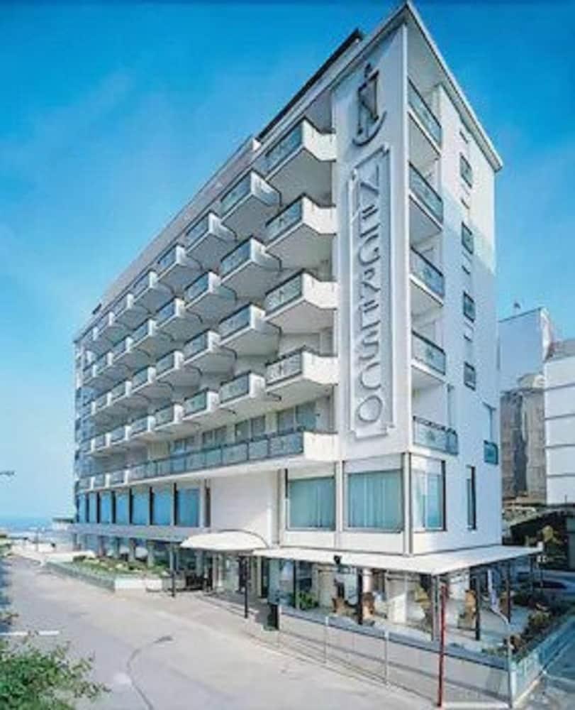 Hotel Negresco Cattolica