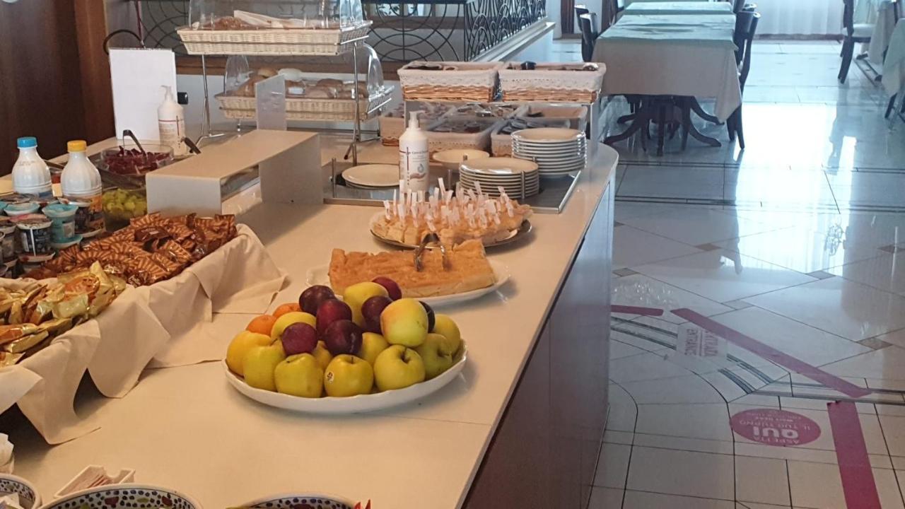 Hotel Negresco Cattolica